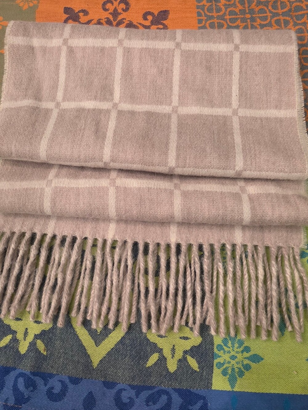 Tumi 100% Baby Alpaca Check Beige & White Pattern Fringed Scarf 12"×70" Peru